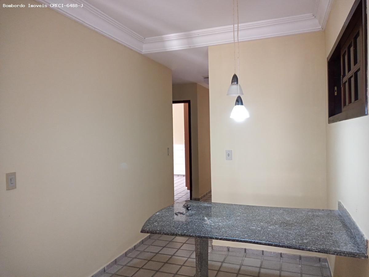 Casa para alugar com 3 quartos, 180m² - Foto 17