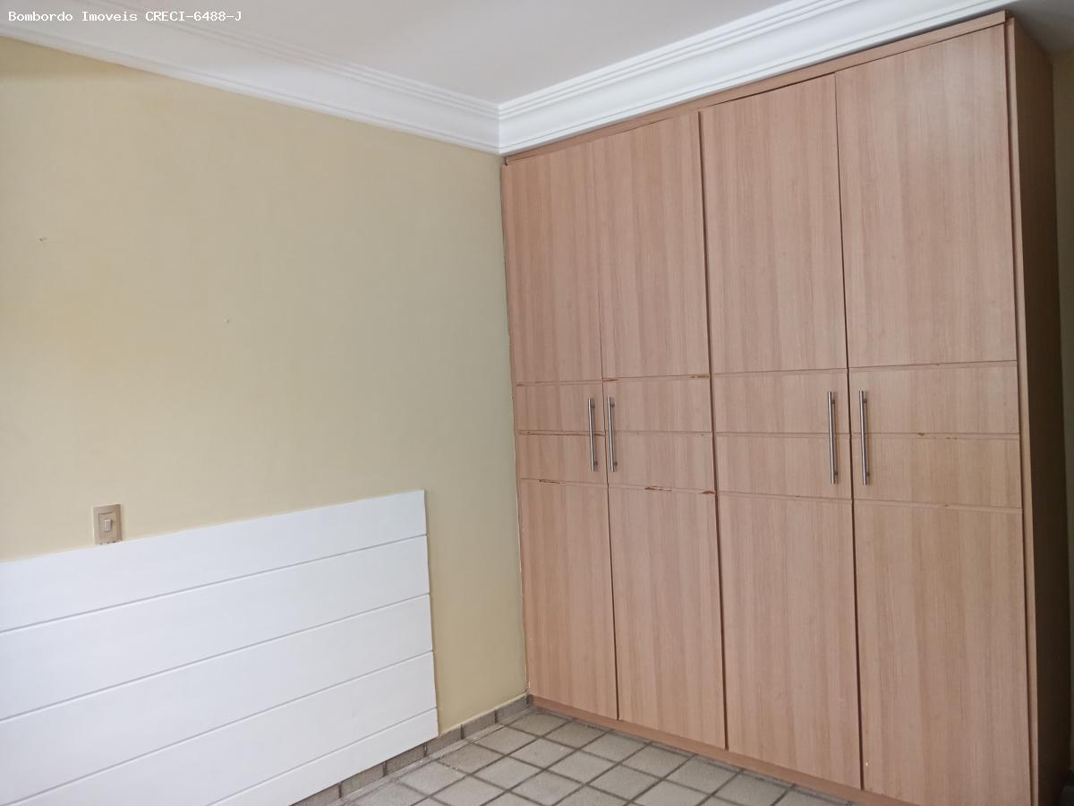 Casa para alugar com 3 quartos, 180m² - Foto 18