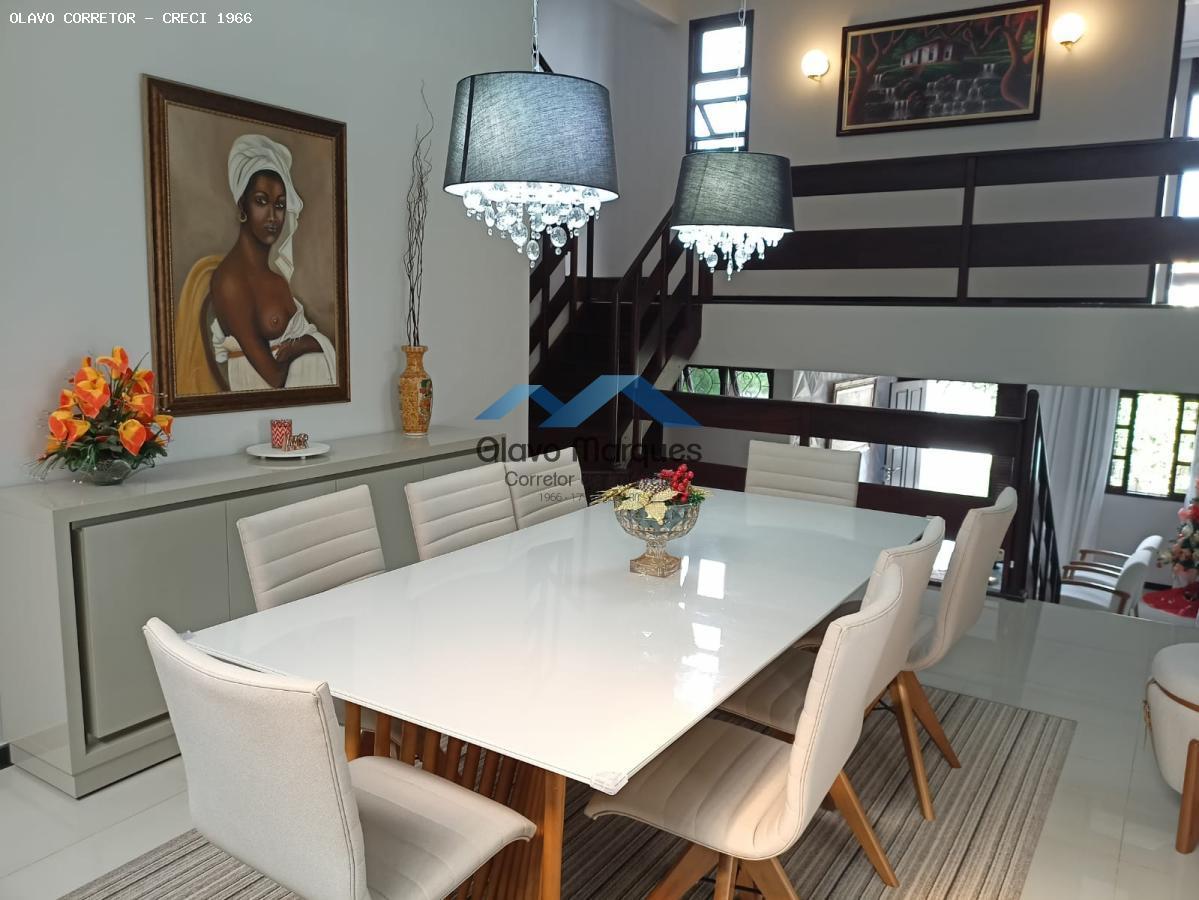 Casa à venda com 3 quartos, 320m² - Foto 14