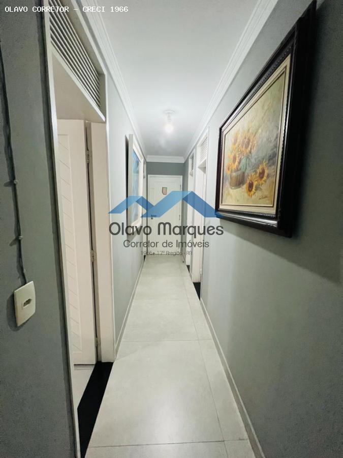 Casa à venda com 4 quartos, 260m² - Foto 12