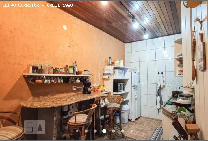 Casa à venda com 4 quartos, 180m² - Foto 9