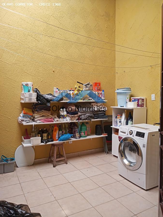 Casa à venda com 3 quartos, 200m² - Foto 25